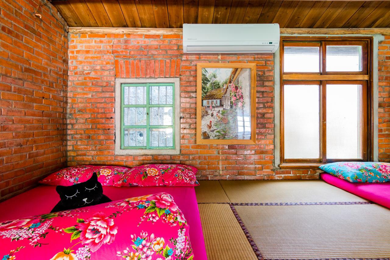 Lungta Bnb Jiufen Exteriör bild